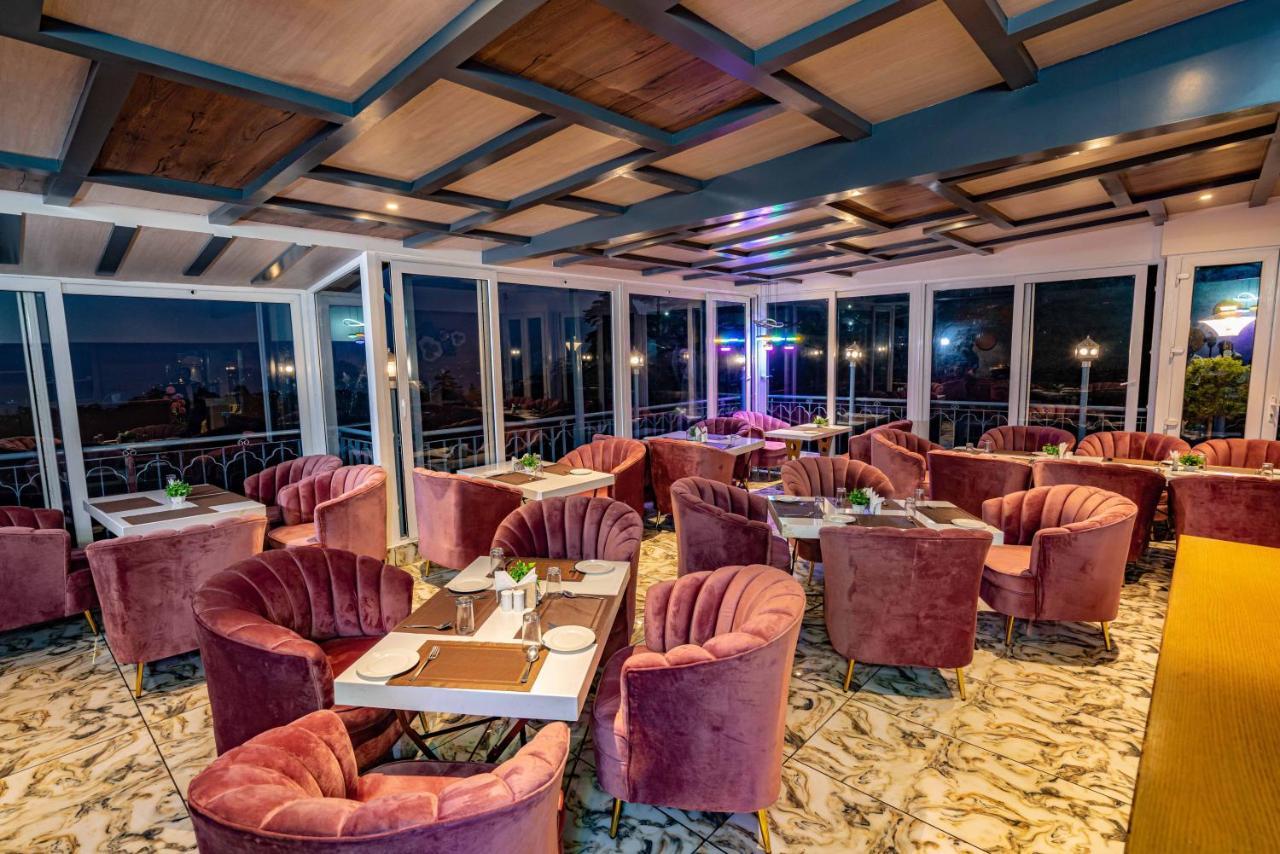 Ashiana Clarks Inn Shimla Eksteriør billede
